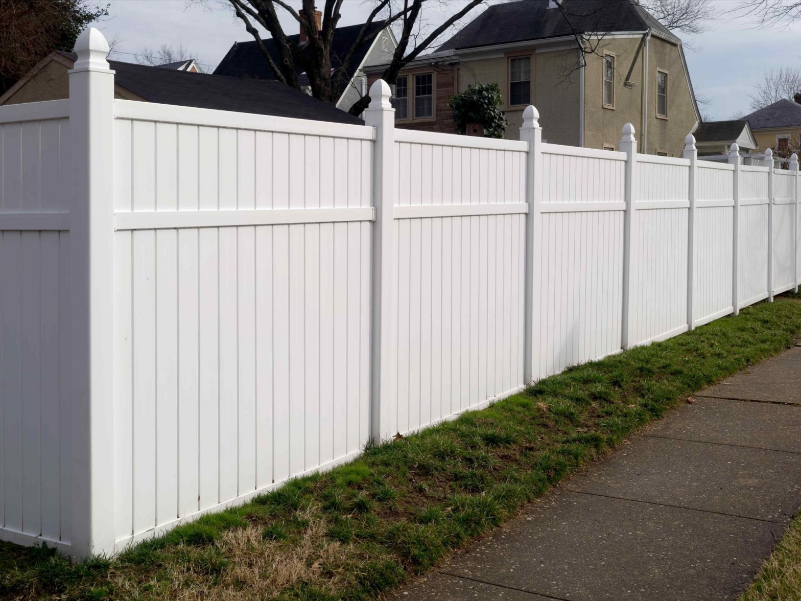 Photo of vinyl fence in Slidell, Louisiana