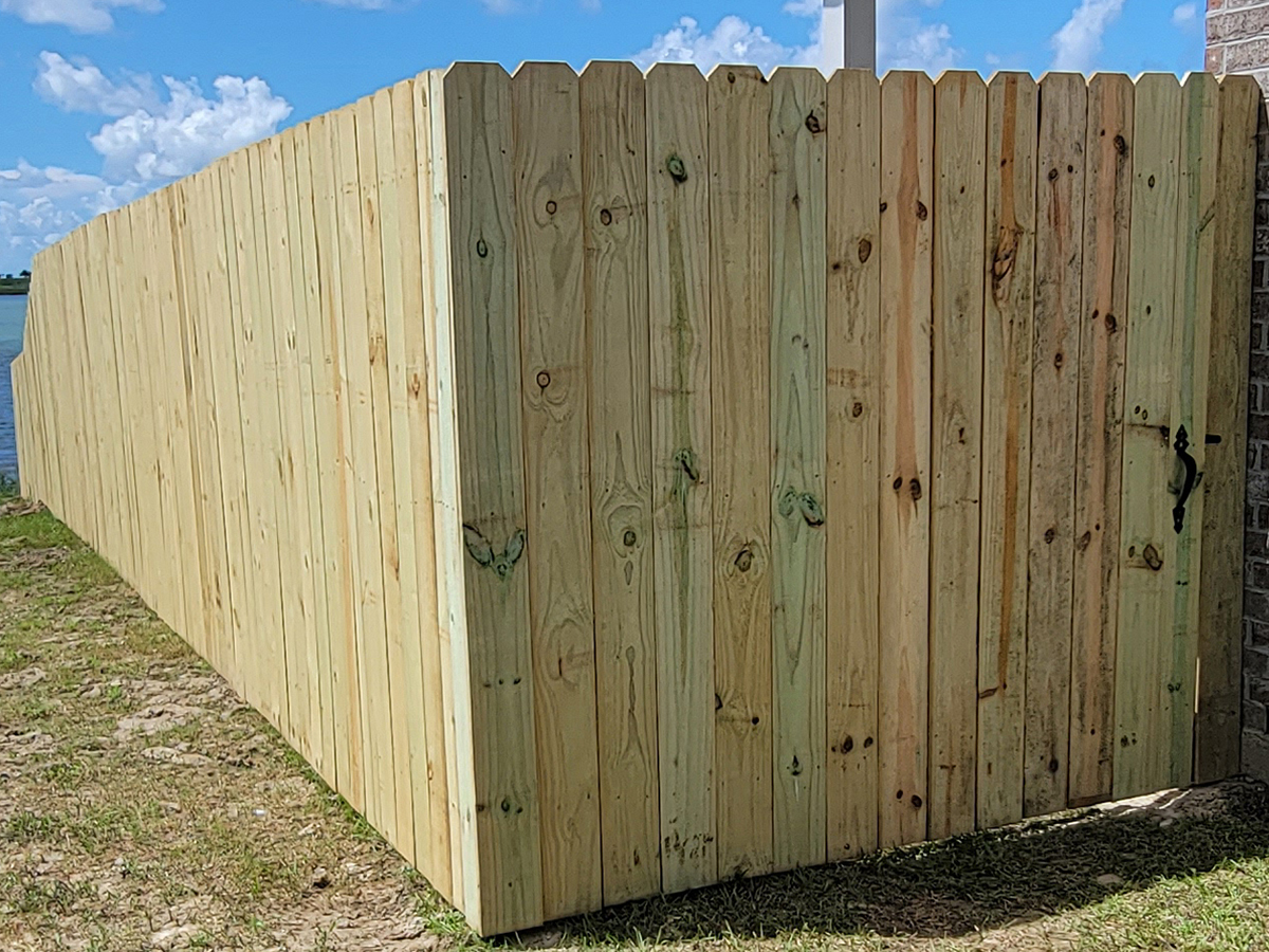Covington Louisiana Fence Project Photo