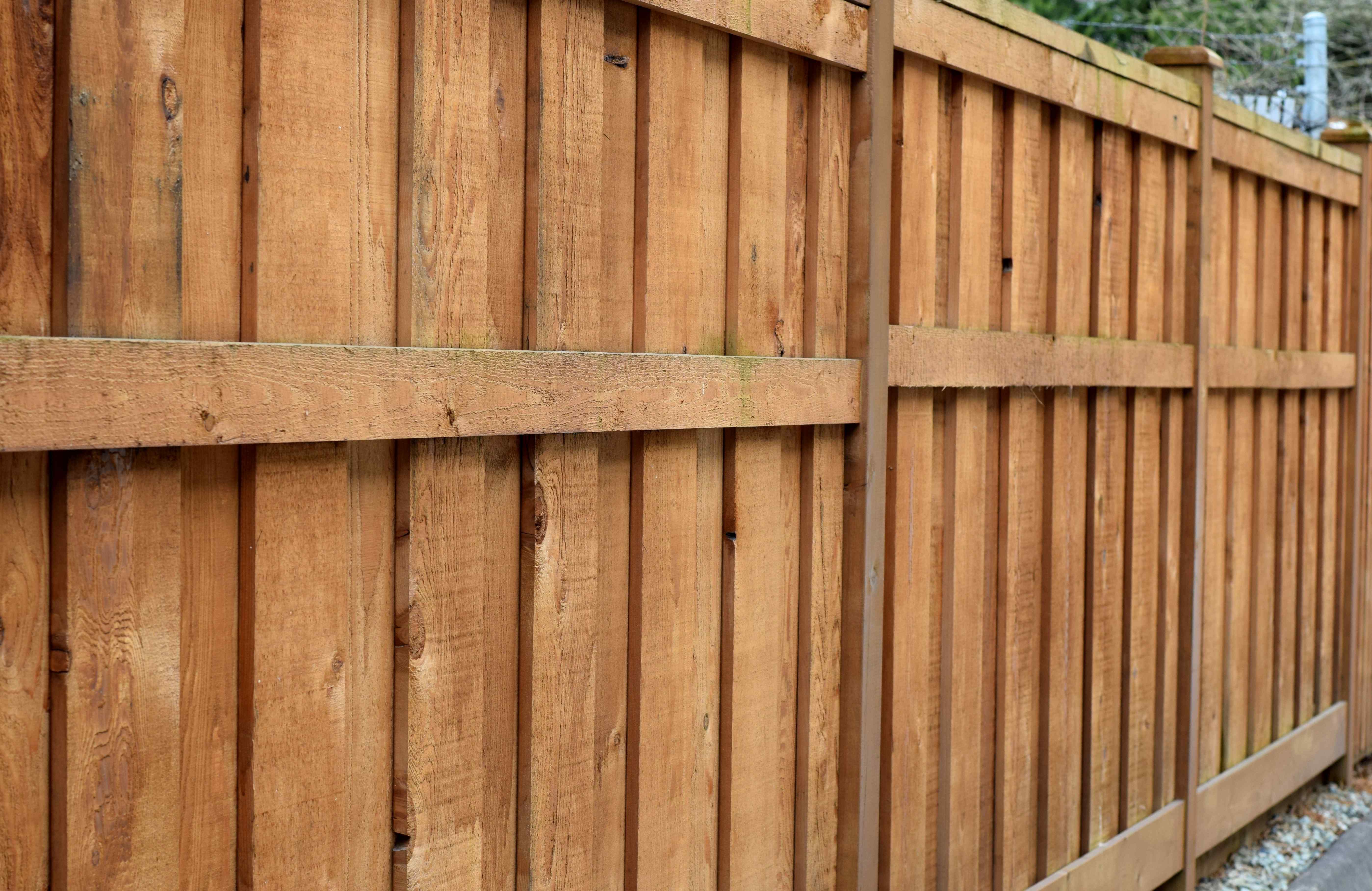 Metairie LA Shadowbox style wood fence